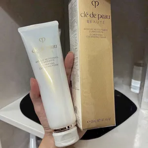 SỮA RỬA MẶT TẠO BỌT LÀM SÁNG DA CLE DE PEAU BEAUTE CLARIFYING CLEANSING FOAM 125ML